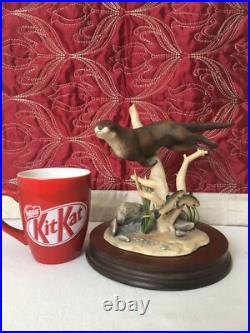 Border Fine Arts Otter and Trout WW5 Vintage 1989 by Elizabeth Waugh