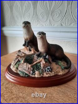 Border Fine Arts Otters
