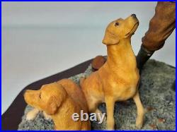 Border Fine Arts REACHING FOR HIGH BIRD Figurine Yellow Labradors 108A Ray Ayres