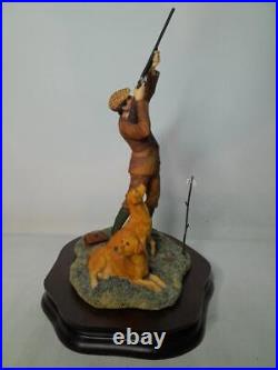 Border Fine Arts REACHING FOR HIGH BIRD Figurine Yellow Labradors 108A Ray Ayres