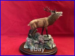Border Fine Arts Red Stag 151 On Wooden Plinth By David Walton 1992