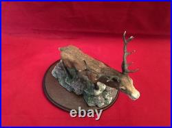 Border Fine Arts Red Stag 151 On Wooden Plinth By David Walton 1992