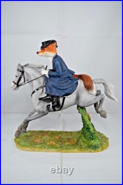Border Fine Arts Reynard The Fox Figure Lady Camilla A20111