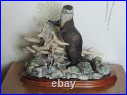 Border Fine Arts River Sentinel Otter Sculpture Ltd Edition by Ray Ayres 1999