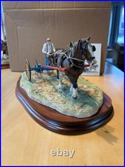 Border Fine Arts Rowing Up