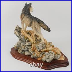 Border Fine Arts, STW07, Pack Leader, Wolf (large Size)