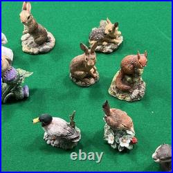 Border Fine Arts. Selection of 18 Society animal figurines