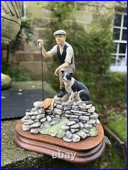 Border Fine Arts Sheepdog & Farmer'Time For Reflection' JH19 by Ray Ayres