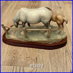 Border Fine Arts Shire Ltd 350 Grazing JH33A Ayers All Creatures Great & Small