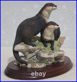 Border Fine Arts Spring Romance Otter Group Limited Edition 682/2500 no. MTR05