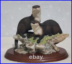 Border Fine Arts Spring Romance Otter Group Limited Edition 682/2500 no. MTR05