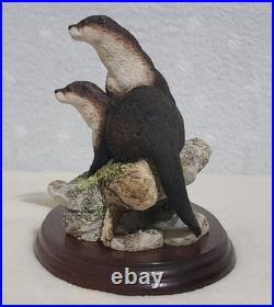 Border Fine Arts Spring Romance Otter Group Limited Edition 682/2500 no. MTR05