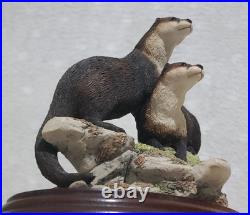 Border Fine Arts Spring Romance Otter Group Limited Edition 682/2500 no. MTR05