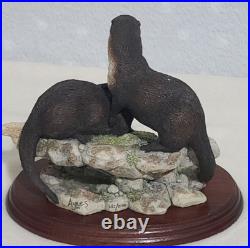 Border Fine Arts Spring Romance Otter Group Limited Edition 682/2500 no. MTR05