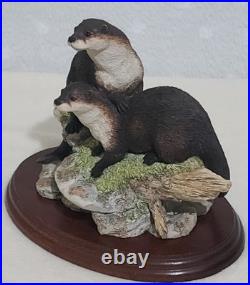 Border Fine Arts Spring Romance Otter Group Limited Edition 682/2500 no. MTR05