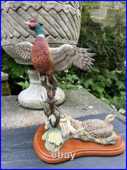 Border Fine Arts Studio Birds by R Roberts'Pheasant' Model A1392 2001 Border Fine Arts Studio Birds by R Roberts'Pheasant' Model A1392 2001