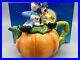 Border-Fine-Arts-Studio-Wallace-Gromit-Curse-of-the-Were-Rabbit-Pumpkin-Teapot-01-tb