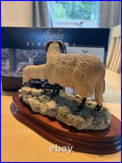 Border Fine Arts'Swaledale Ewe and Lamb' Figurine