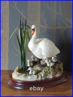 Border Fine Arts Swan and Cygnets Sculpture First One In by Ray Ayres 1997