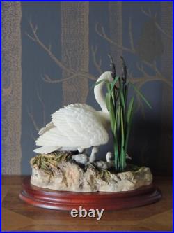 Border Fine Arts Swan and Cygnets Sculpture First One In by Ray Ayres 1997