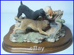 Border Fine Arts TWO'S COMPANY + Stand Ltd Ed Terrier Figurine L56 Ray Ayres