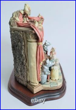 Border Fine Arts Tableau Pretenders To The Throne Brambly Hedge