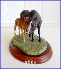 Border Fine Arts Thoroughbred Mare and Foal A0147. Perfect Border Fine Arts Thoroughbred Mare and Foal A0147. Perfect