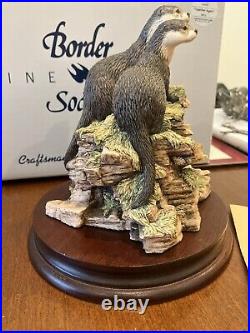 Border Fine Arts Together again otter figurines Boxed & mint Stunning