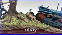 Border Fine Arts Tractors A6343 Clearing Out Figure Group On Plinth Great Cond