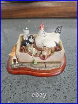 Border Fine Arts Under Her Wing Hen & Kittens Ltd Edition Figurine No Box Perfec