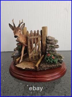 Border Fine Arts Unwelcome Guest Deer A1873 Figurine V Rare No Box