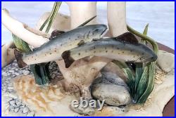 Border Fine Arts Vintage Otter & Trout Figurine by Elizabeth Waugh no. WW5