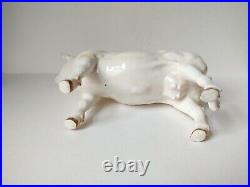 Border Fine Arts cow figurine Charolais bull