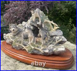 Border Fine Arts figure'Den Mother' STW06 by Richard Robert's 1995, 391/ 2500