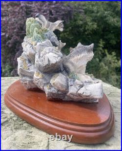 Border Fine Arts figure'Den Mother' STW06 by Richard Robert's 1995, 391/ 2500