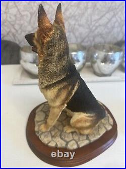 Border Fine Arts large German Shepherd Dog Margaret Turner MT06 With Pup 203