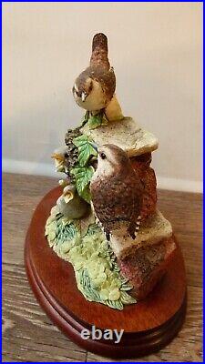 Border fine arts Wren and chicks B0346, Ltd 15/1250, signed JGB, boxed, 1998