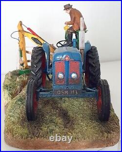 Border fine arts figurine A days work ditching farmer on digger Mint/boxed