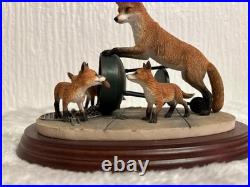 Border fine arts ornament family bbq with foxes A8786 Excellent Condition