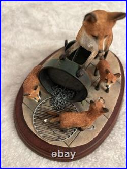 Border fine arts ornament family bbq with foxes A8786 Excellent Condition