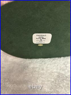 Border fine arts ornament family bbq with foxes A8786 Excellent Condition