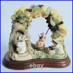 Brambly Hedge Autumn Tableau Boxed Limited Edition Border Fine Arts