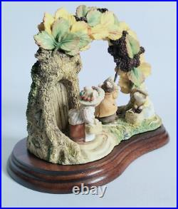 Brambly Hedge Autumn Tableau Boxed Limited Edition Border Fine Arts