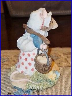 Brambly Hedge Border Fine Arts Figure BHF07 Poppy carry pails boxed