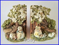 Brambly Hedge Poppy and Babies Bookends Border Fine Arts BHB01