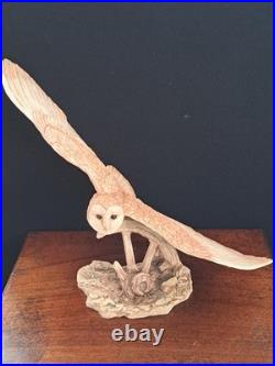 Ceramic birds figurines