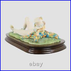 Clown Relaxing Plinth Border Fine Arts Characters