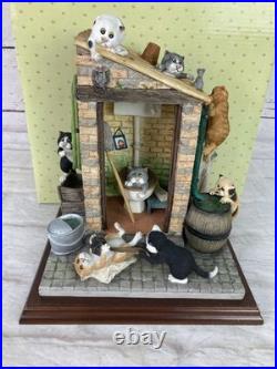 Comic Curious Cats Outside Privy A4962 Limited Edition Border Fine Arts
