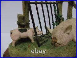 James Herriot Border Fine Arts In Clover Pig Figurine A3705 2004 Rare BFA