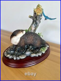 Large Border Fine Arts Otter & Kingfisher'Friend or Foe' by Ayres B0986